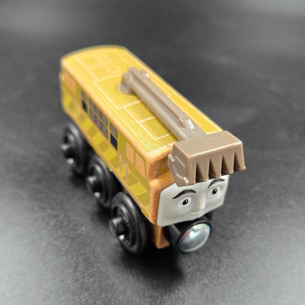 Diesel 10 Exposed Wood - Thomas The Tank Engine & Friends Wooden Railway Trains